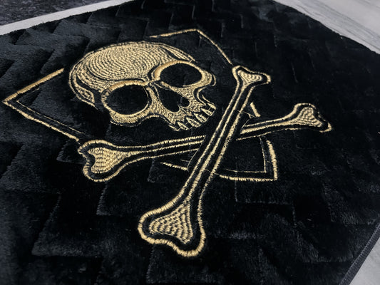 Premium Skull Velvet Door Mat – Ultra Soft Anti-Skid Designer Rug